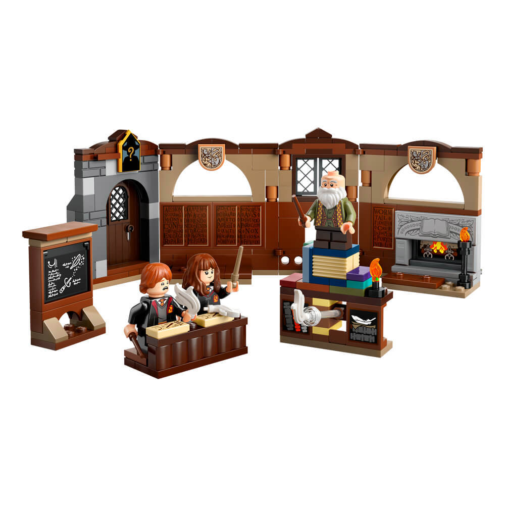 LEGO Harry Potter Hogwarts Castle: Charms Class 76442